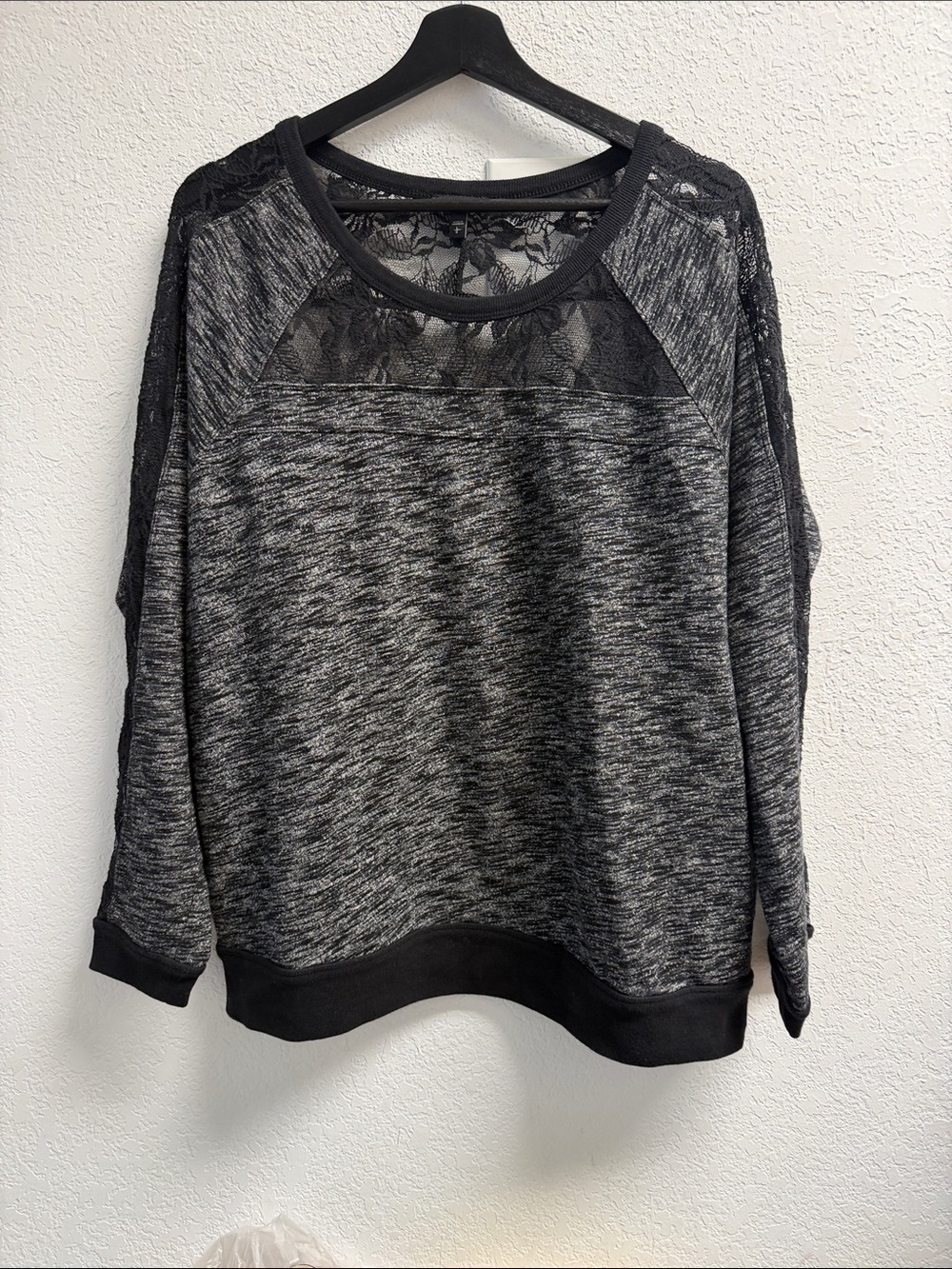 Express Black Heather Lace-Trim Pullover Sweatshirt LG